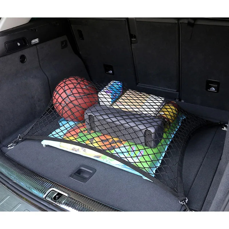 Cargo net installed in trunk